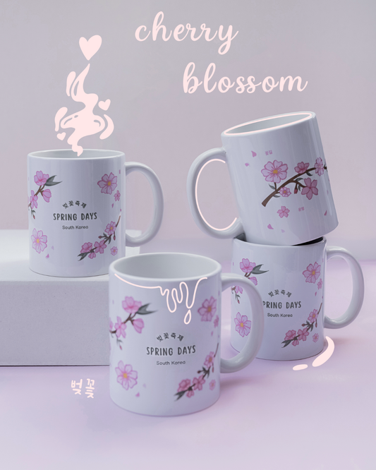 Mug pour les passionnés de la Corée du sud sur le thème du printemps et de ses célèbres fleurs de cerisier.